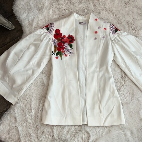 Embellished blazer size medium - Picture 5 of 17